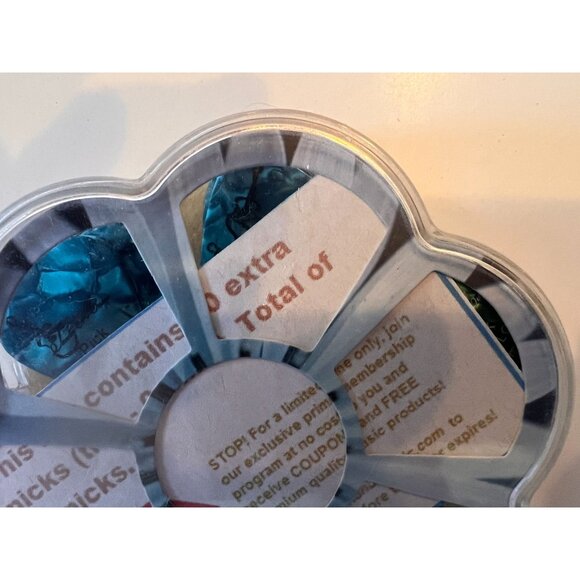 Tanbi Music 60-Count Guitar Picks Set In Flower-Shaped Container UNOPENED - Picture 4 of 6